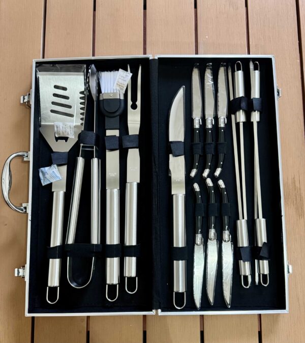 Noname Kufřík grilovací náčiní BBQ 16ks