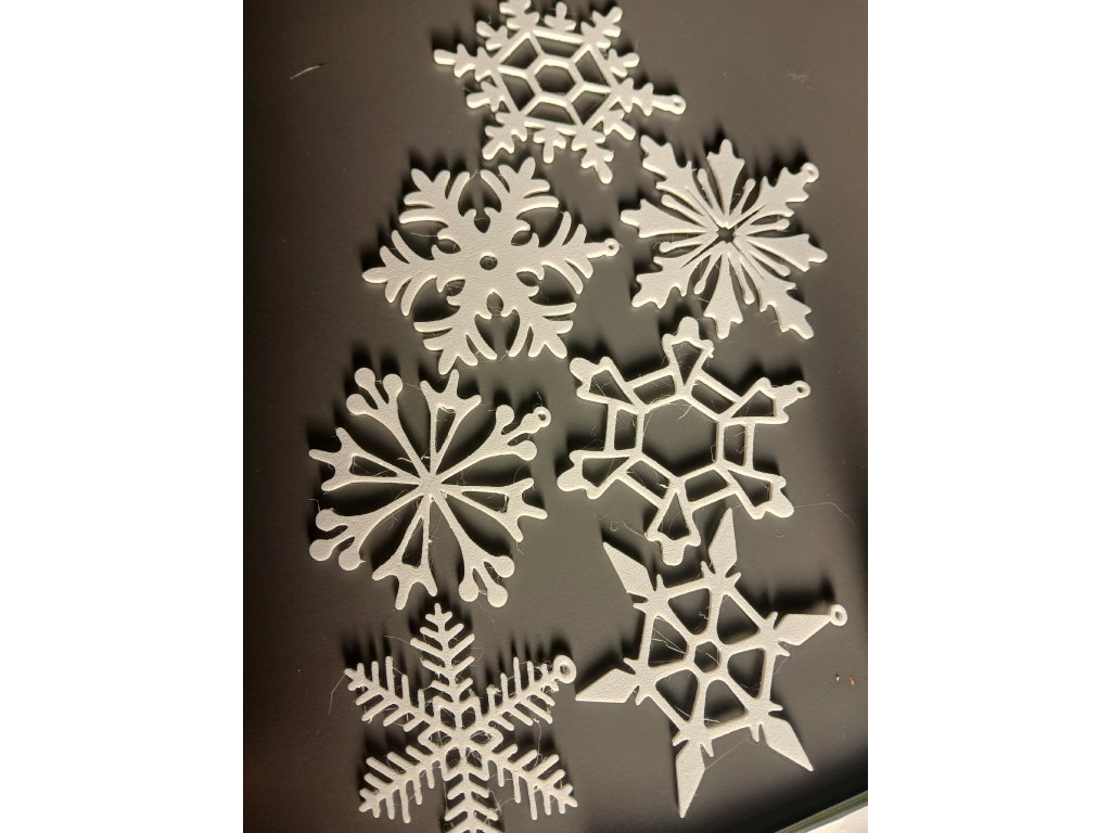 Dekorativní závěsná sněhová vločka